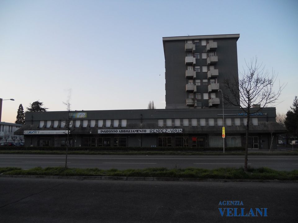 Erhvervsejendom i Carpi, Modena - foto 1
