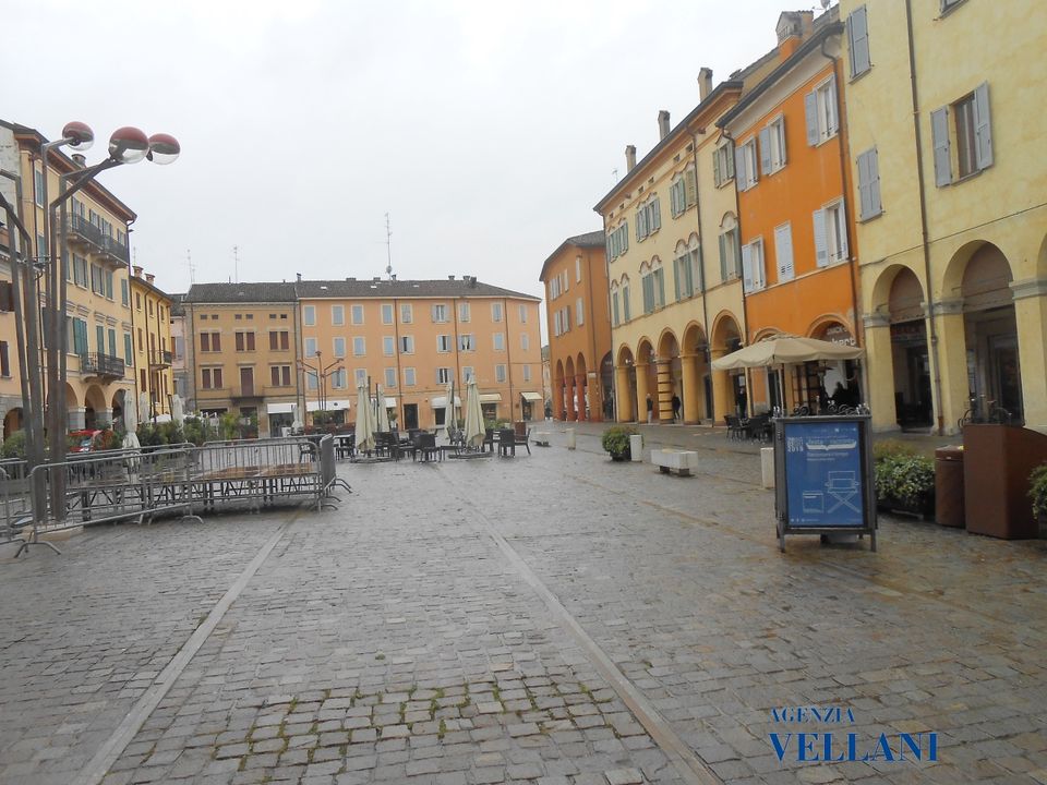 Erhvervsejendom i Carpi, Modena - foto 1