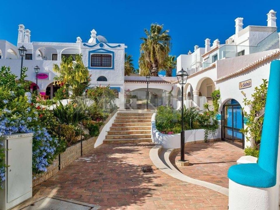 Erhvervsejendom i Carvoeiro, Faro - foto 4