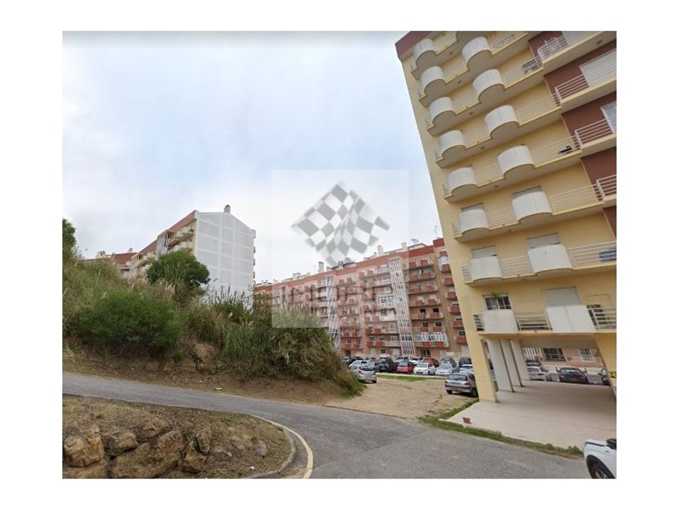 Helårsgrund i Rio de Mouro-Estacao, Lisbon - foto 4