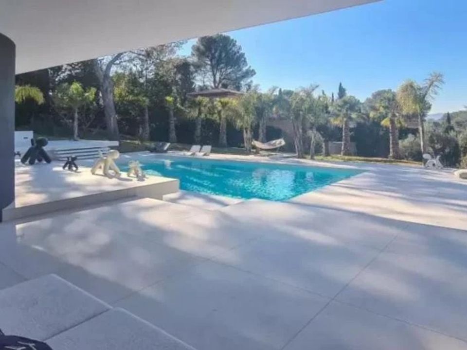 Landejendom i Saint-Raphaël, Var - foto 1