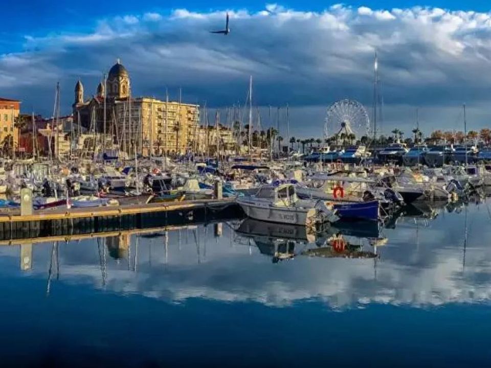 Landejendom i Saint-Raphaël, Var - foto 4