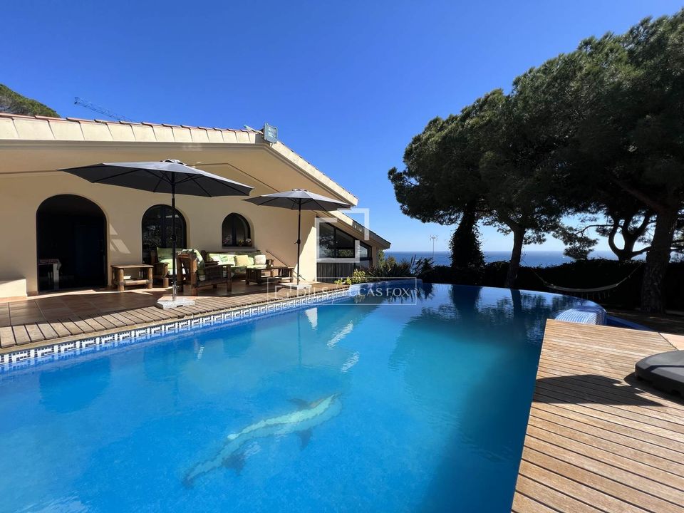Villa i Sant Feliu De Guixols, Gerona - foto 1