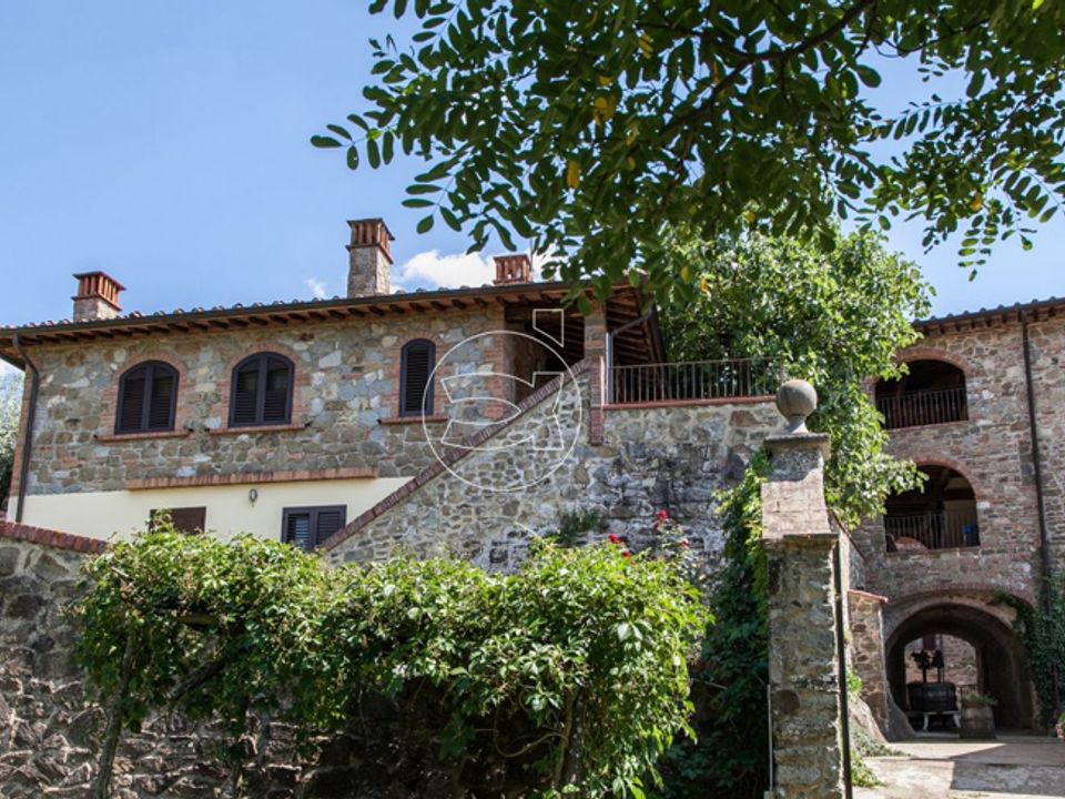Landejendom i Bucine, Arezzo - foto 3
