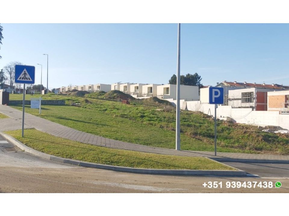 Helårsgrund i Braga, Braga - foto 1