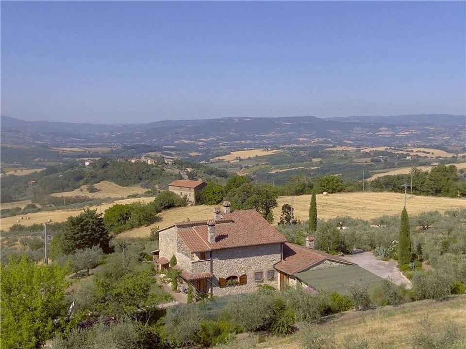 Masia a Gualdo Cattaneo, Perugia - foto 5