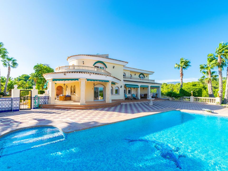 Villa i Alfaz del Pi, Alicante - foto 1