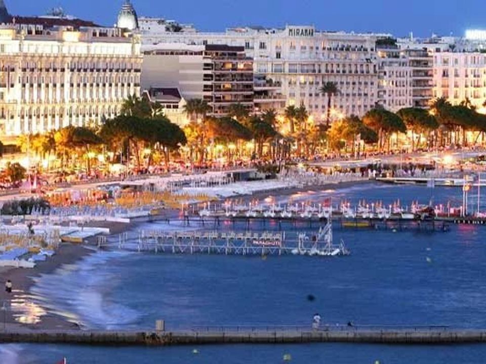 L'establiment comercial a Cannes, Alpes-Maritimes - foto 3