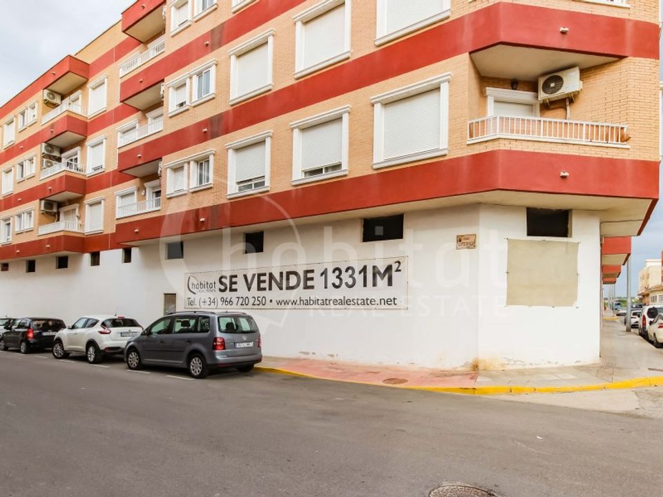 Erhvervsejendom i Los Montesinos, Alicante - foto 1
