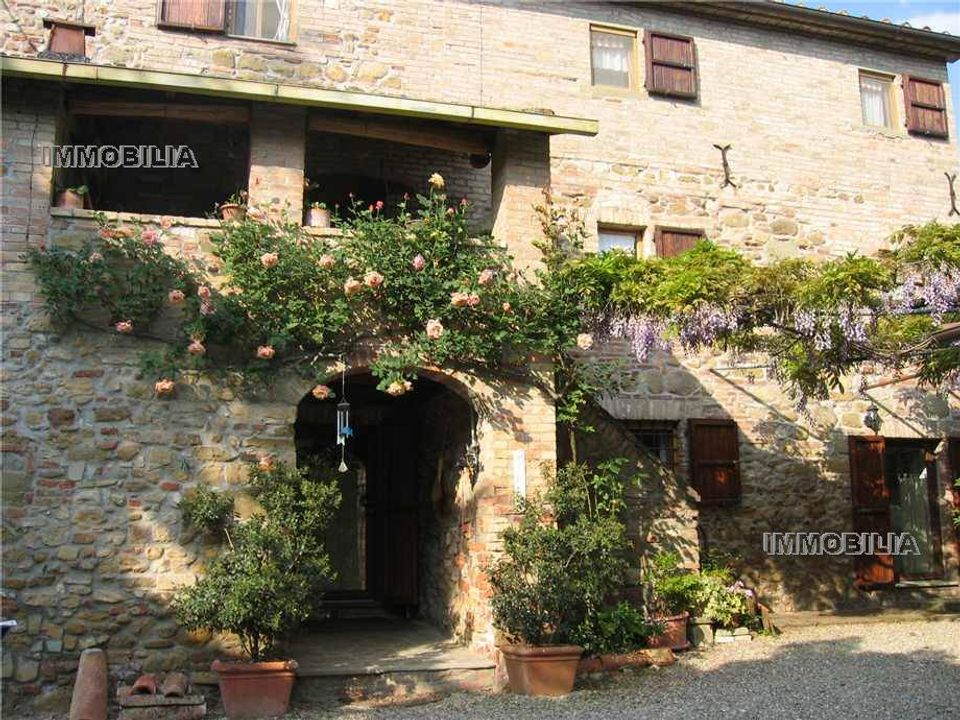 Landejendom i Monterchi, Arezzo - foto 1