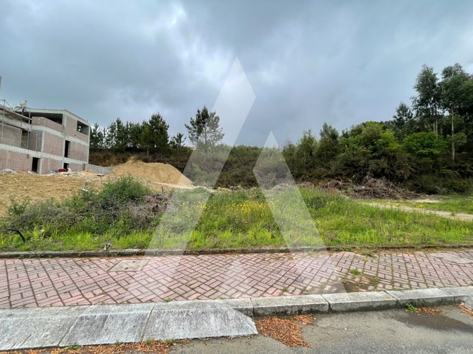 Helårsgrund i Oliveira de Azemeis, Aveiro - foto 1