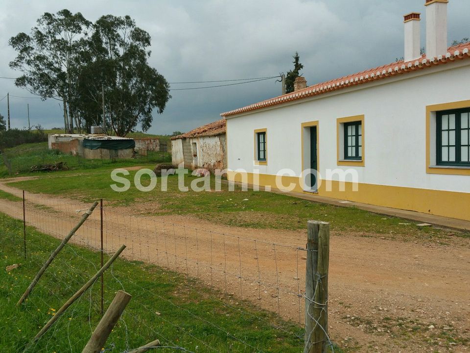 Villa in Serpa, Beja - photo 1