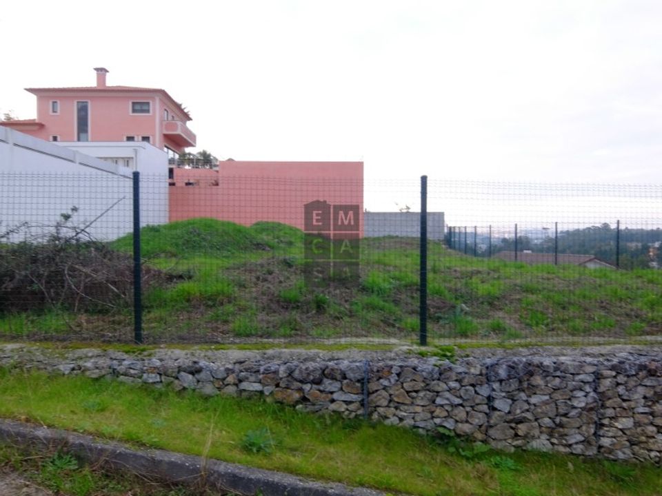 Helårsgrund i Sao Joao da Madeira, Aveiro - foto 1