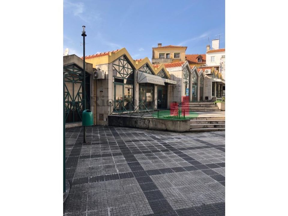 Erhvervsejendom i Alcanena, Santarem - foto 1