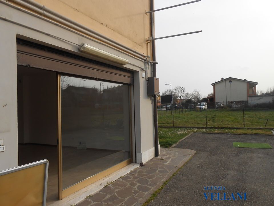 Erhvervsejendom i Carpi, Modena - foto 1
