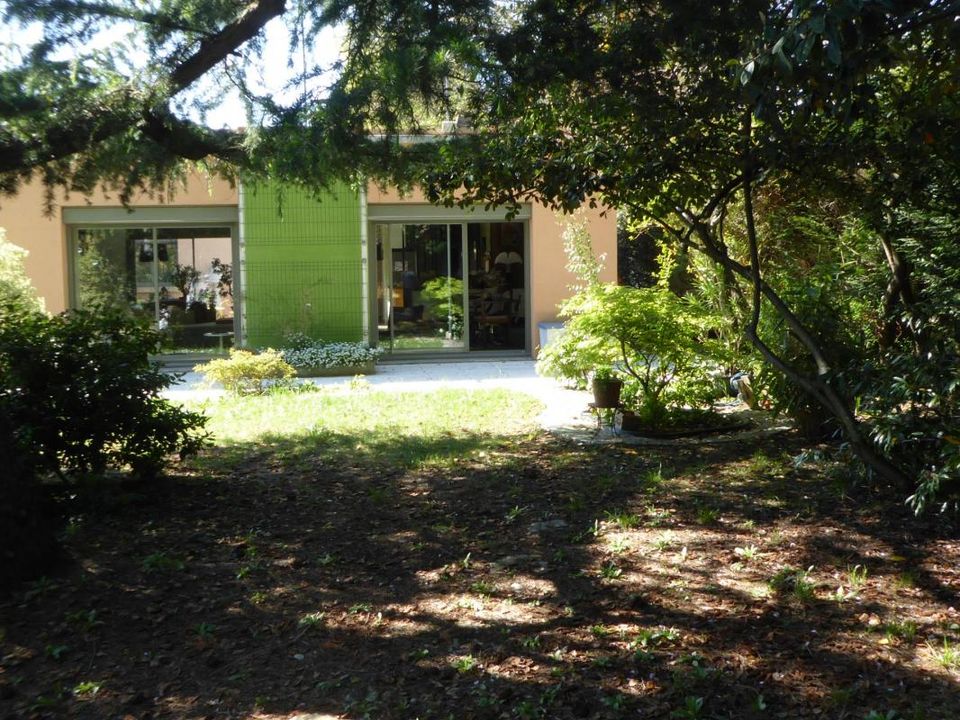 Villa i Rosny-sous-Bois, Seine-Saint-Denis - foto 1