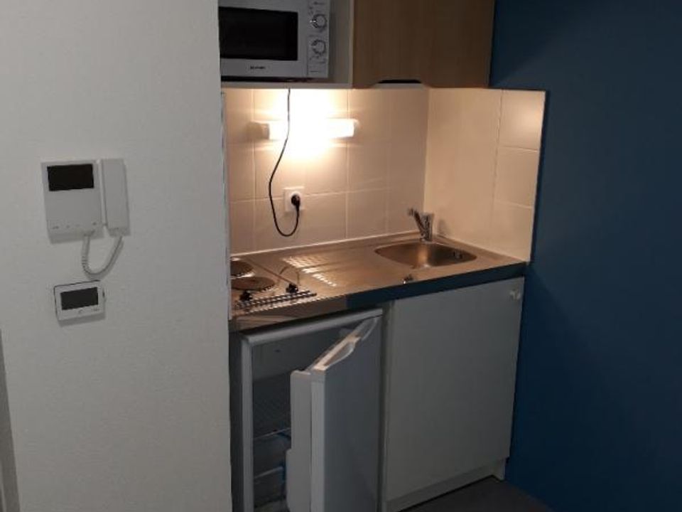 Apartment in Oyonnax, Ain - photo 2