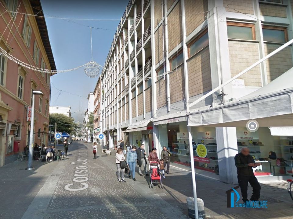 Erhvervsejendom i Terni, Terni - foto 1