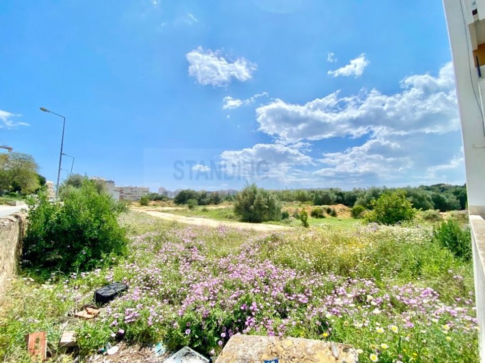 Helårsgrund i Quelfes, Faro - foto 1