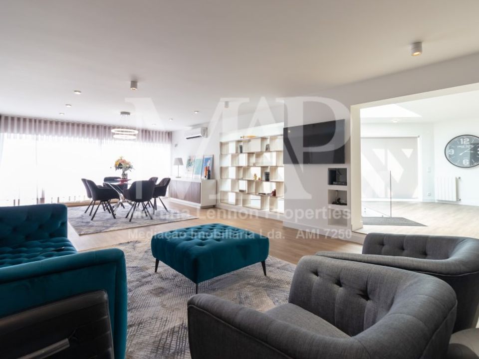 Villa i Santa Maria da Feira, Aveiro - foto 1
