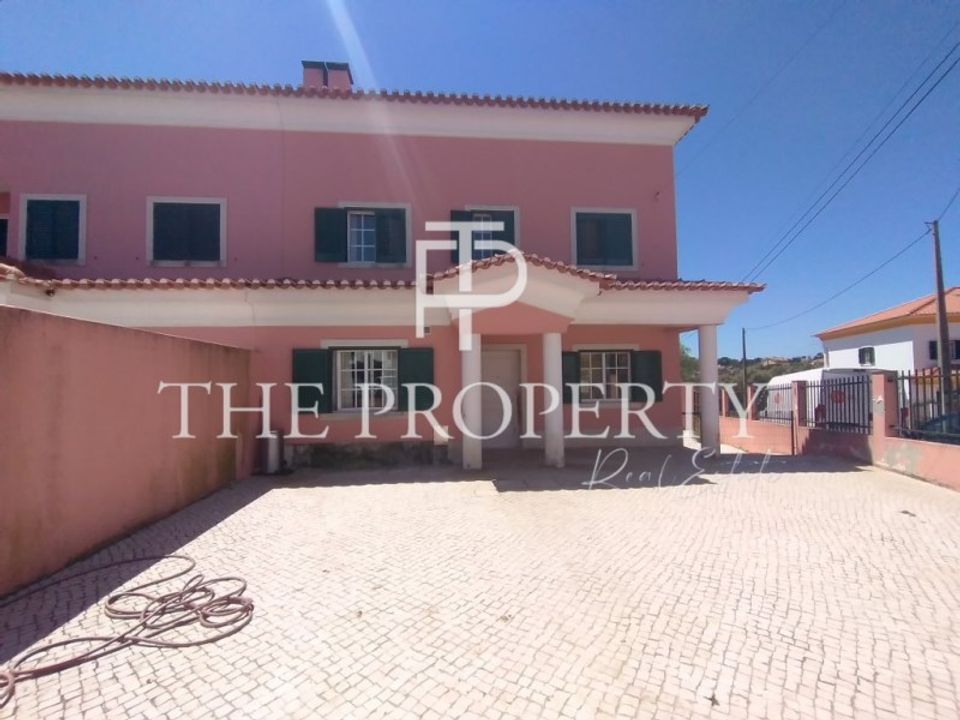 Villa a Rio de Mouro-Estacao, Lisbon - foto 3