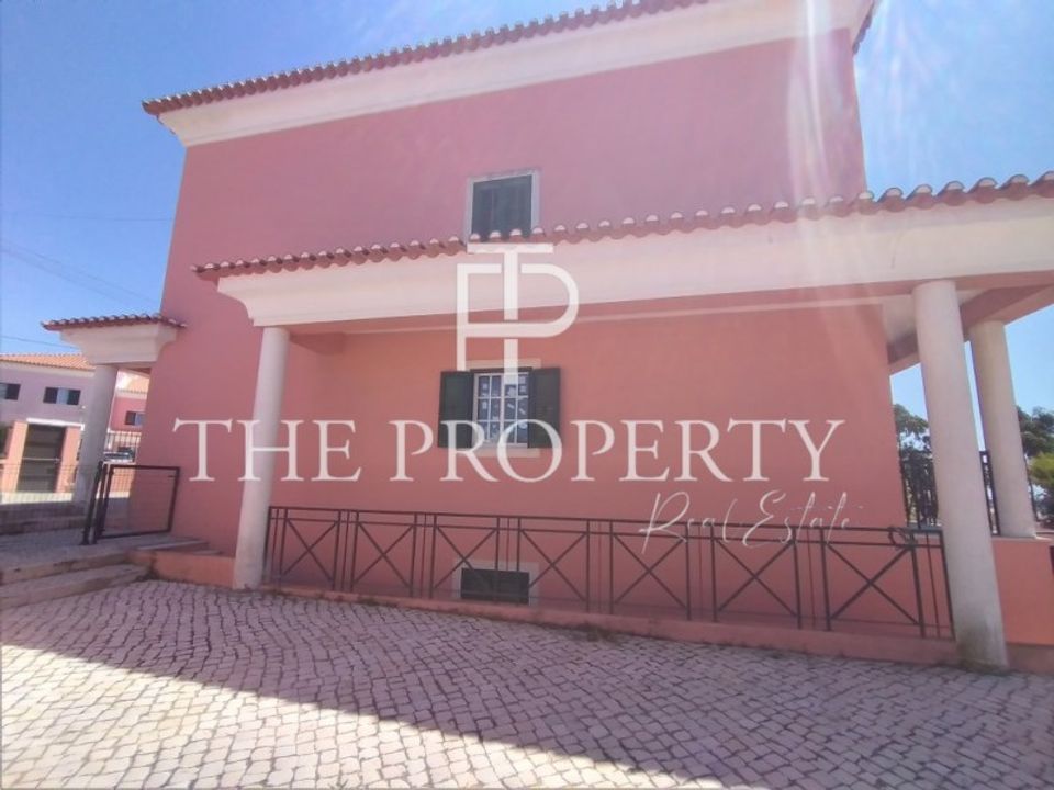 Villa a Rio de Mouro-Estacao, Lisbon - foto 4
