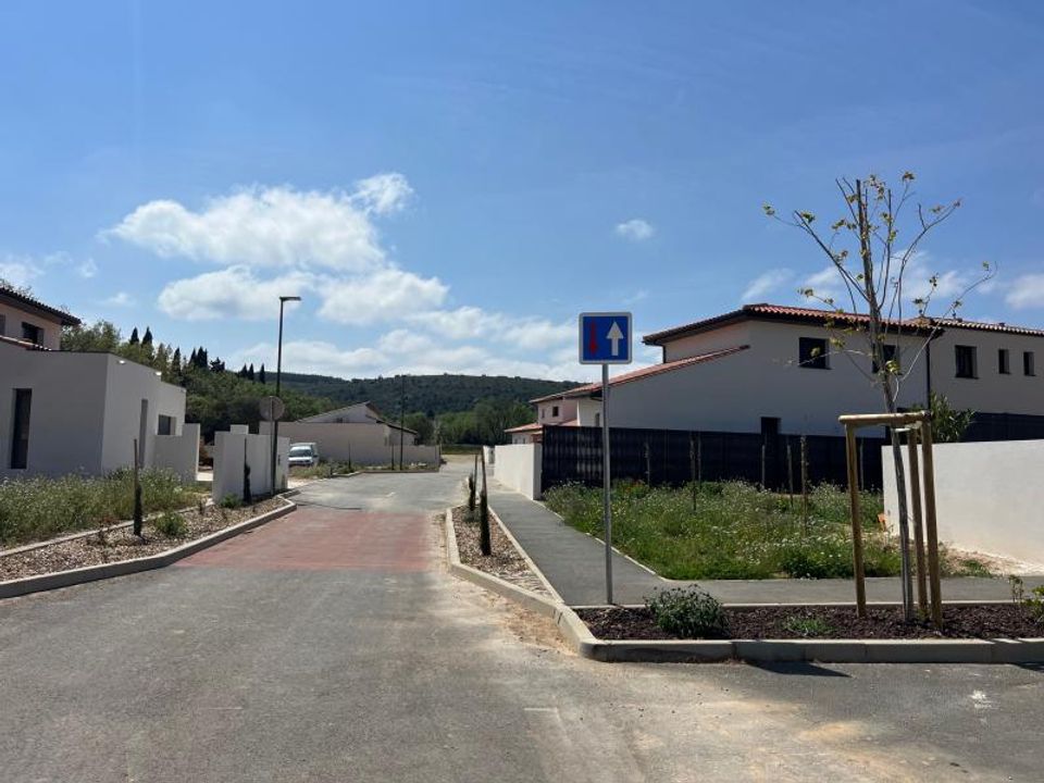 Helårsgrund i Thuir, Pyrenees-Orientales - foto 1
