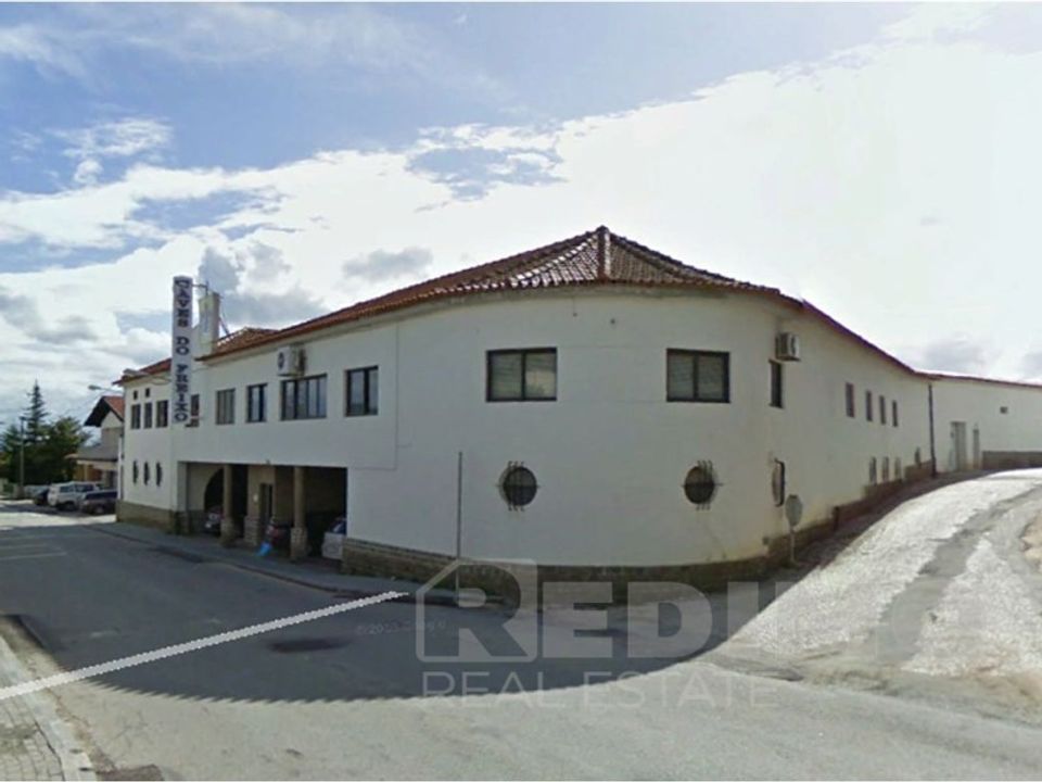 Erhvervsejendom i Sangalhos, Aveiro - foto 1