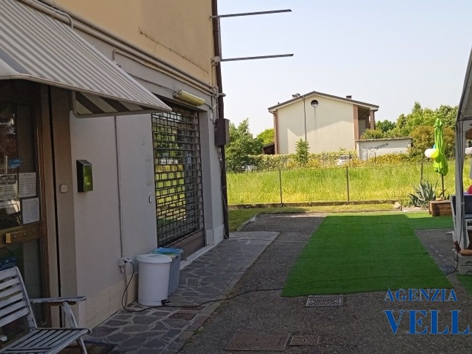 Erhvervsejendom i Carpi, Modena - foto 1