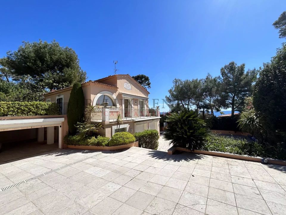 Villa i Antibes, Alpes-Maritimes - foto 1