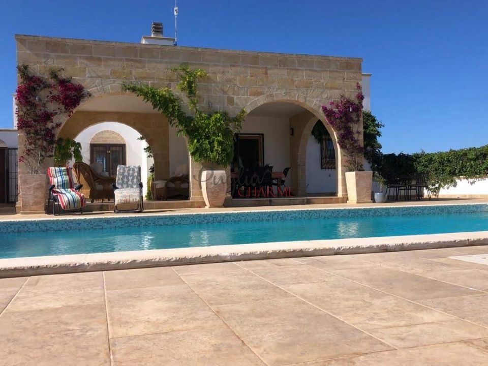 Villa a Ostuni, Brindisi - foto 1