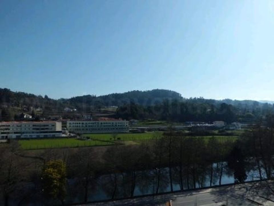 Helårsgrund i Arcos de Valdevez, Viana do Castelo - foto 1