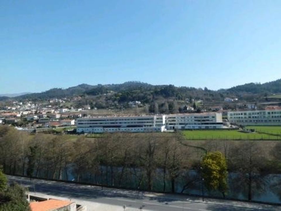 Helårsgrund i Arcos de Valdevez, Viana do Castelo - foto 1