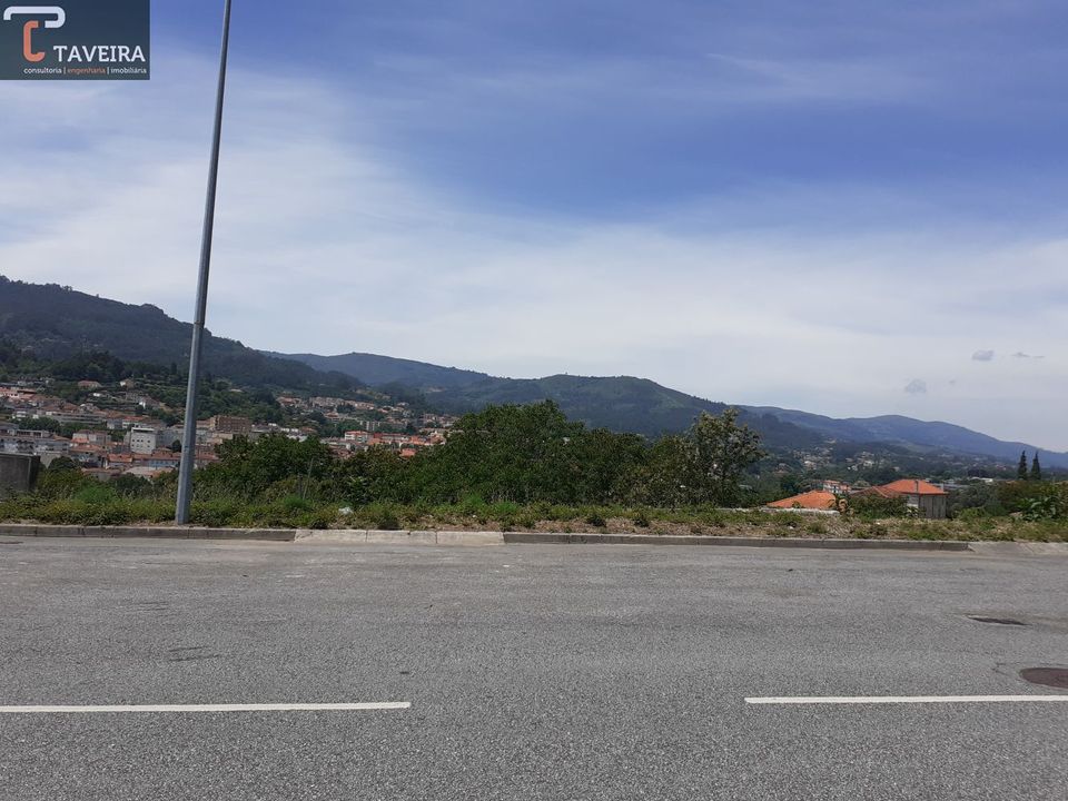 Helårsgrund i Arcos de Valdevez, Viana do Castelo - foto 2