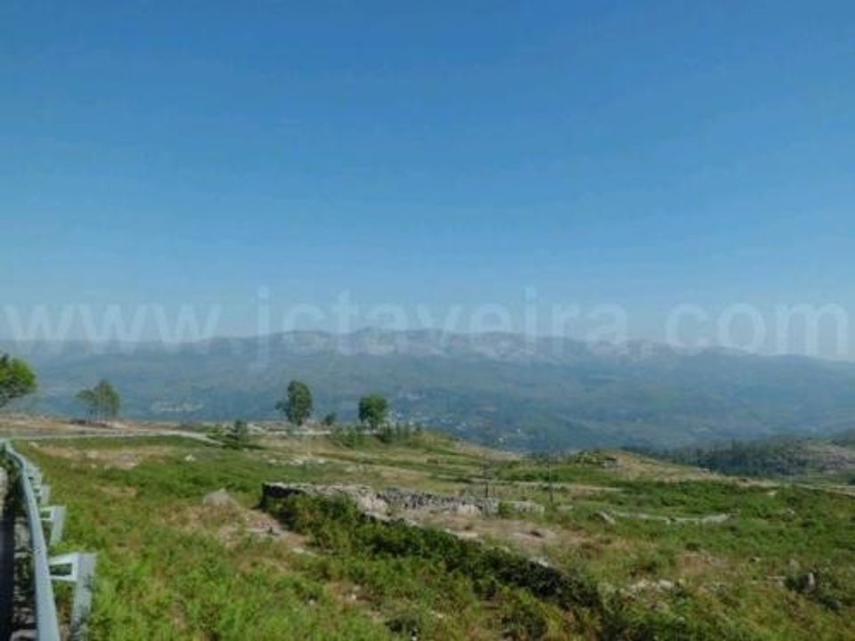 Helårsgrund i Arcos de Valdevez, Viana do Castelo - foto 1