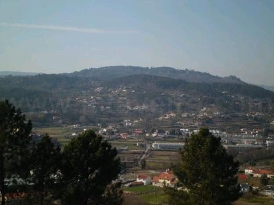 Helårsgrund i Arcos de Valdevez, Viana do Castelo - foto 2
