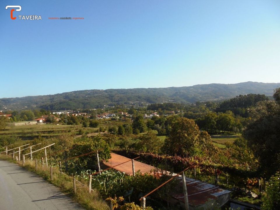 Helårsgrund i Arcos de Valdevez, Viana do Castelo - foto 1