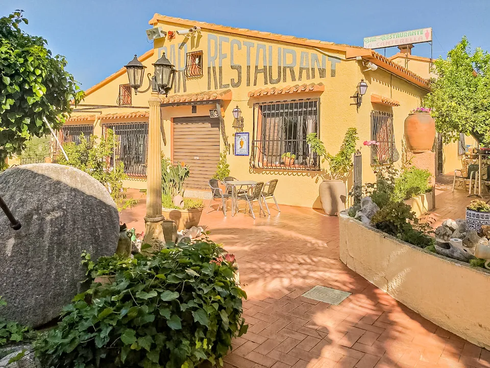 Erhvervsejendom i Tarbena, Alicante - foto 1