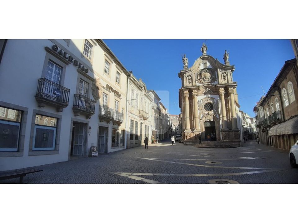Erhvervsejendom i Vila Real, Vila Real - foto 1