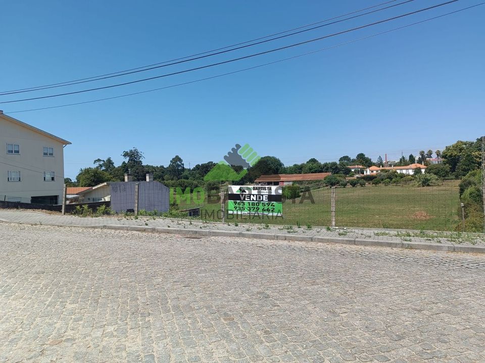 Helårsgrund i Santa Maria da Feira, Aveiro - foto 1