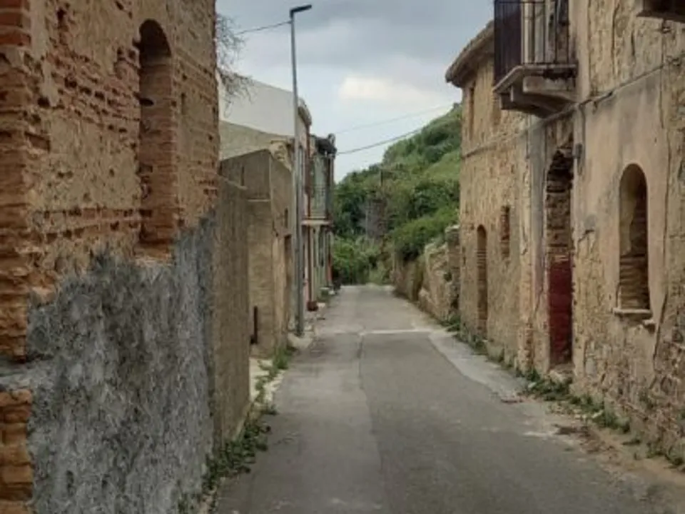 Landejendom i Messina, Messina - foto 3