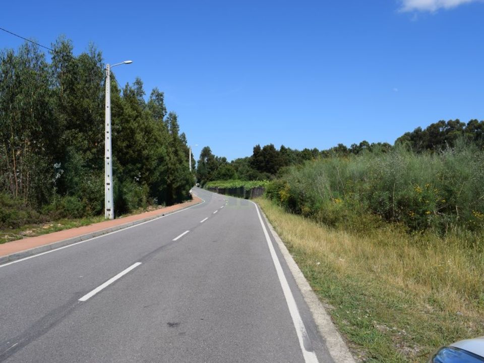 Erhvervsejendom i Moncao, Viana do Castelo - foto 1