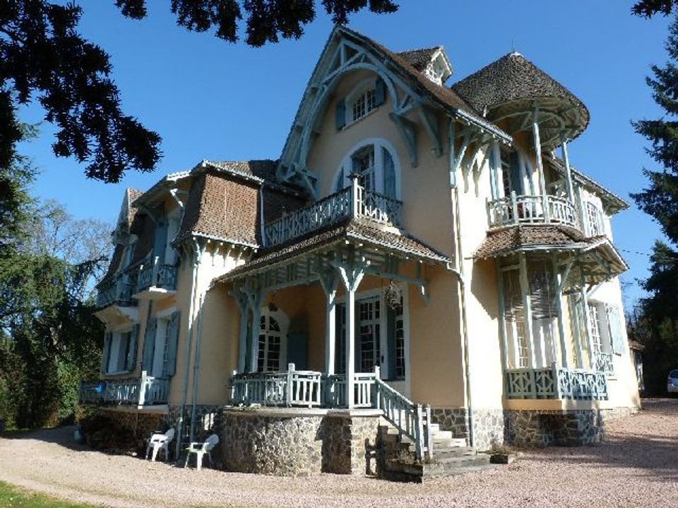 Villa i Vichy, Allier - foto 1
