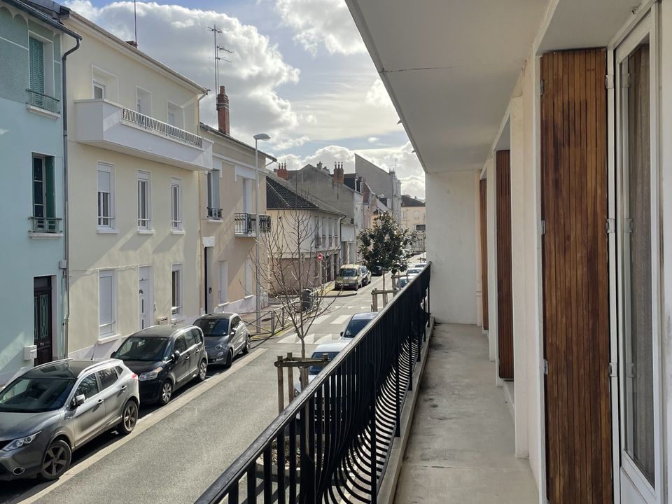 Lejlighed i Vichy, Allier - foto 1