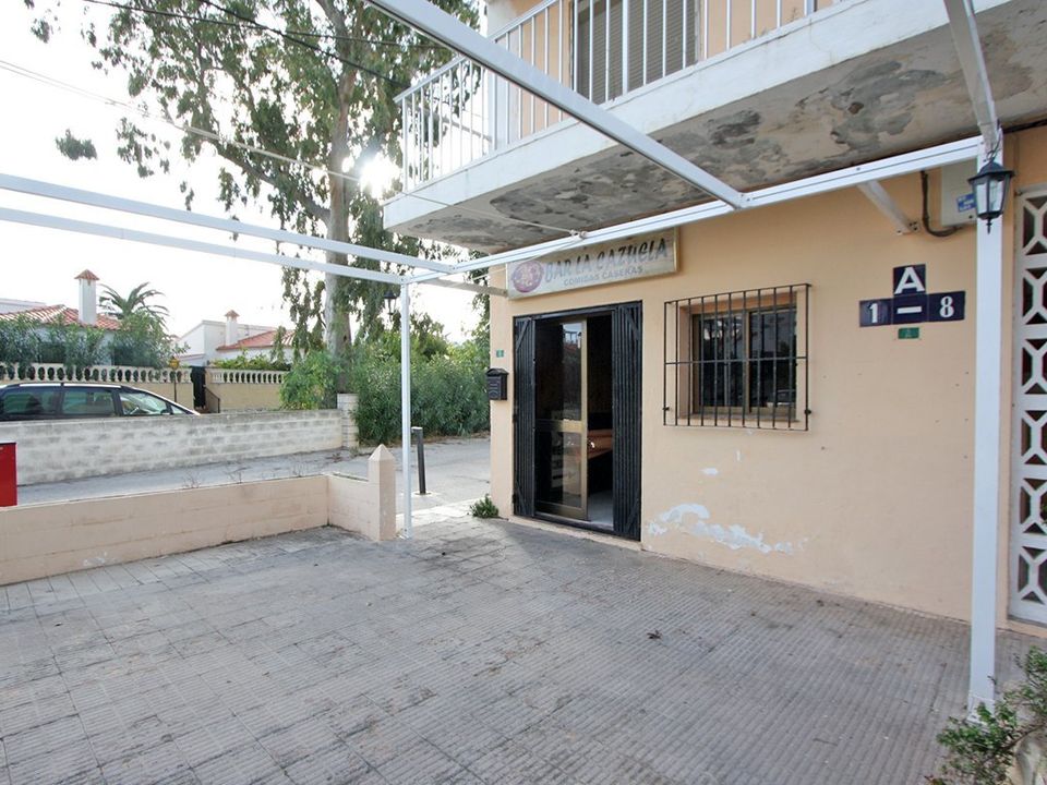 L'establiment comercial a Denia, Alicante - foto 2