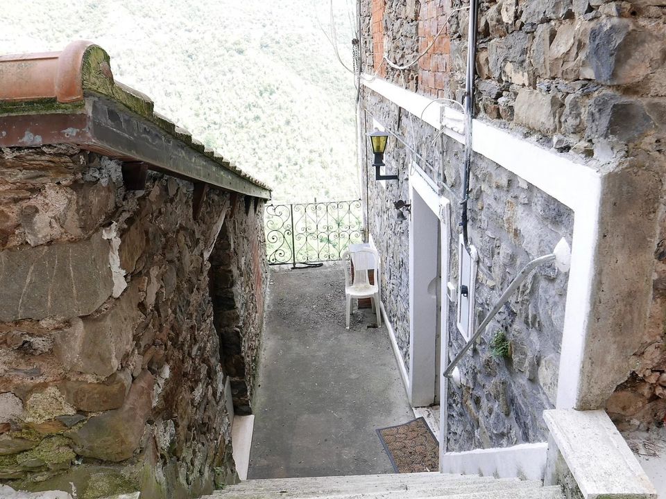 Lejlighed i Castel Vittorio, Imperia - foto 2