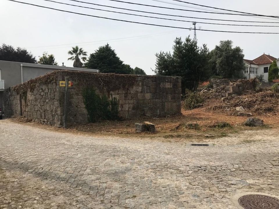 Helårsgrund i Pacos de Ferreira, Porto - foto 2