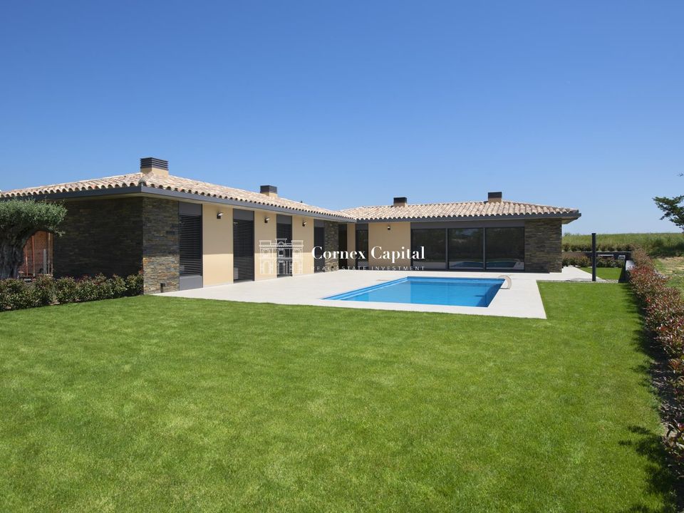 Villa i Navata, Gerona - bilde 1