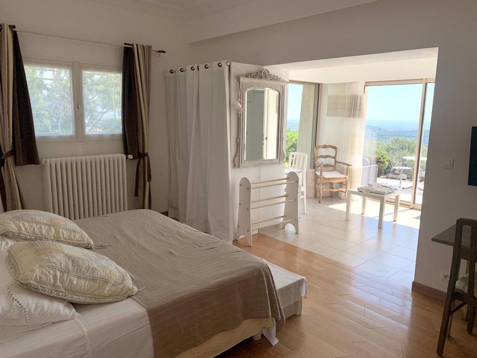 Erhvervsejendom i Tourrettes-sur-Loup, Alpes-Maritimes - foto 5