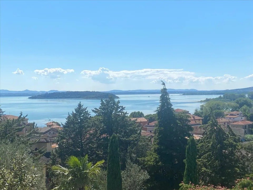 Casa de fazenda em Passignano Sul Trasimeno, Perugia - foto 2